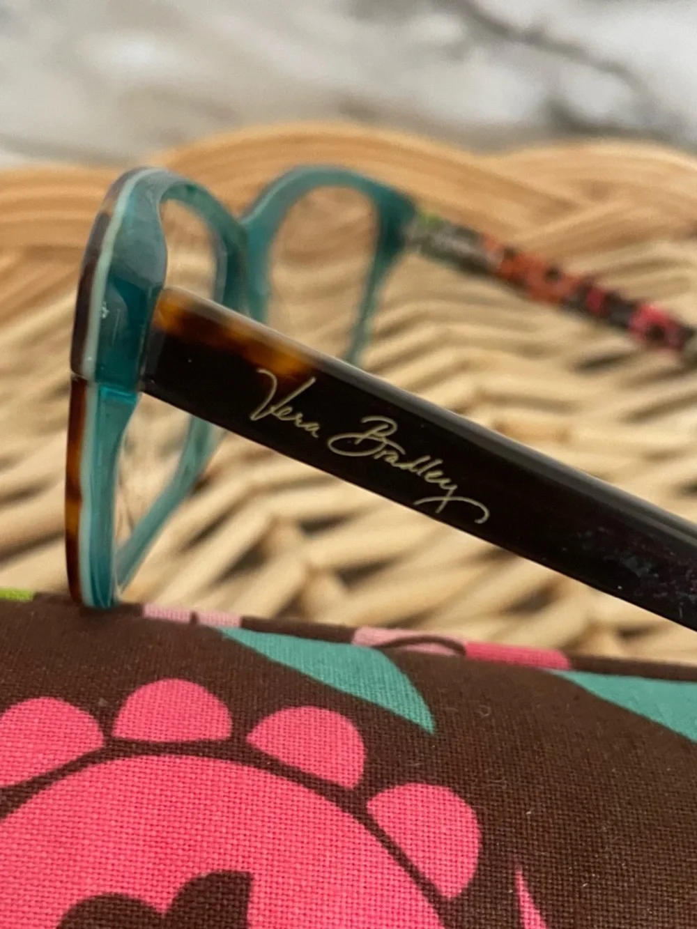 Vera Bradley Floral interior Tortoise exterior Prescription Glasses & case NWOT